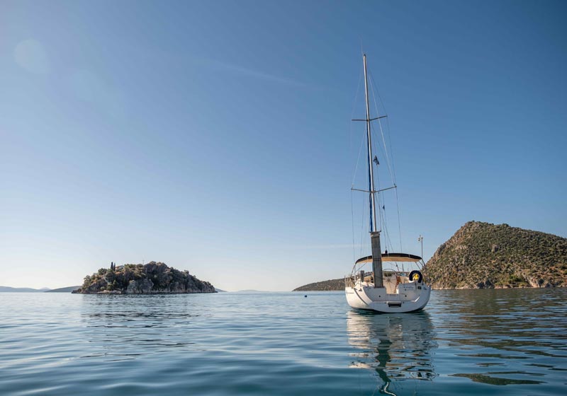 Tolo Sailing Boat Rental